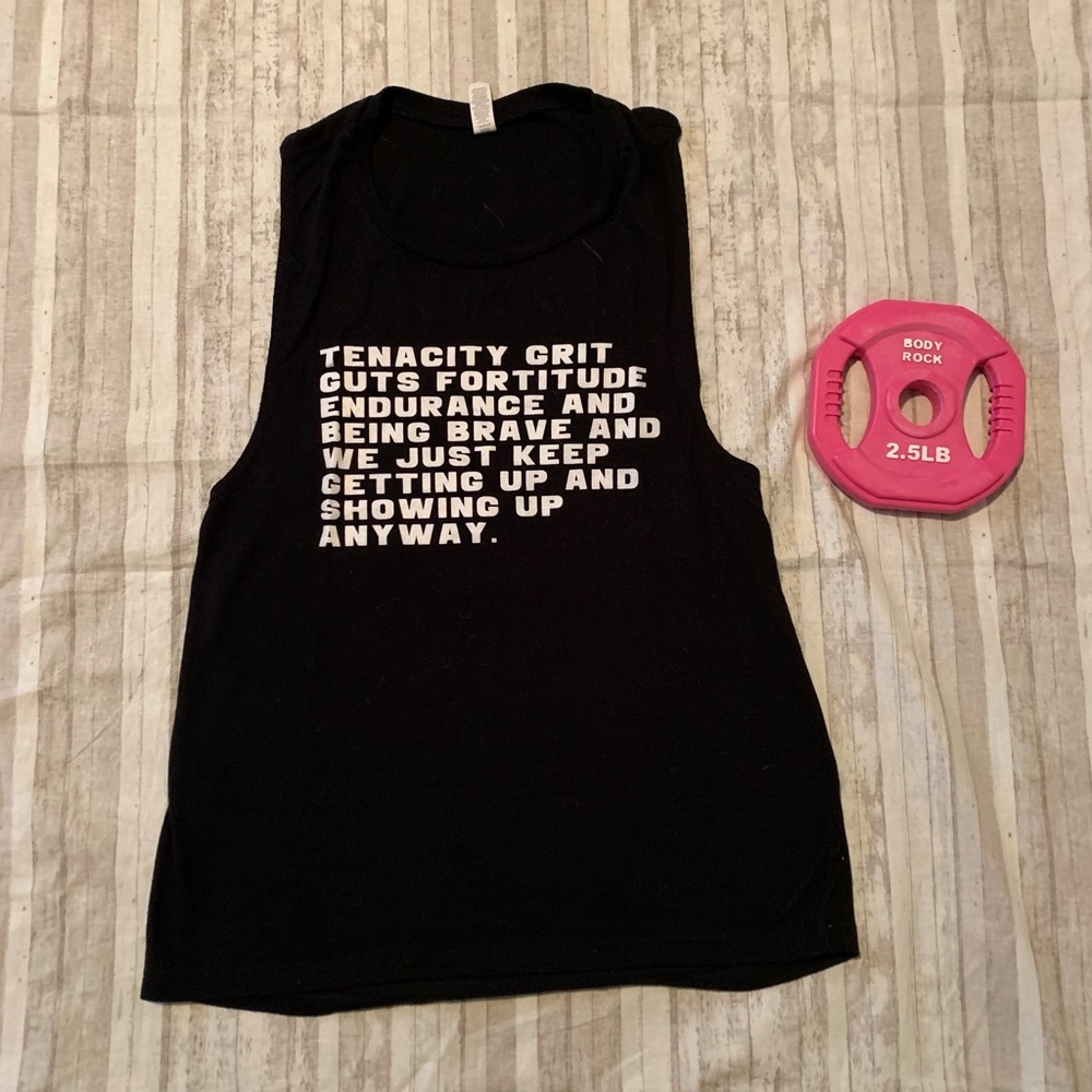 💪🏻 Rise Word Block Medium Muscle Tank